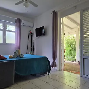 Ti Jit La Hébergement de vacances